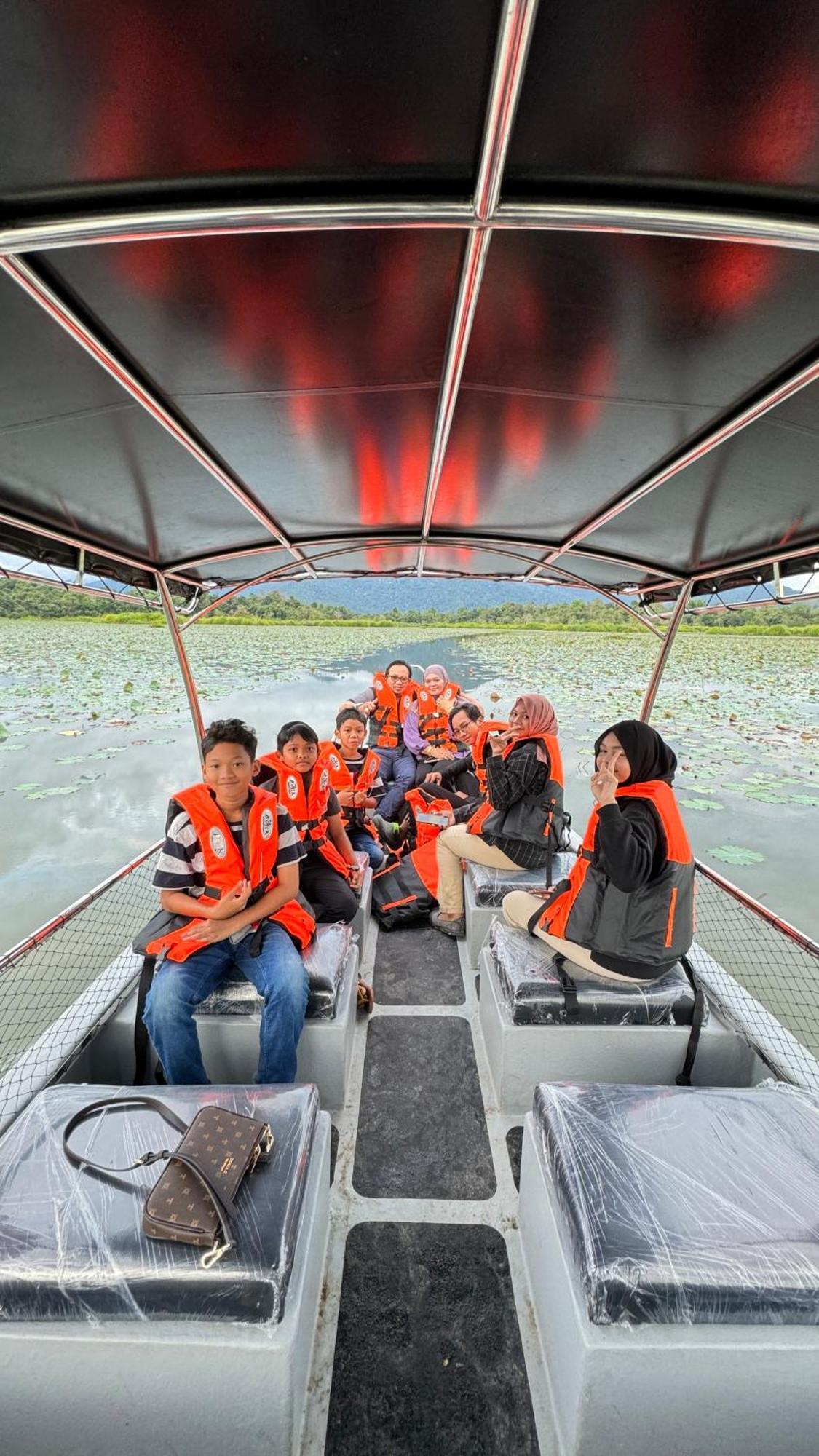 Branda Kampung Sumpitan Lenggong Tiada Sungai Kampong Ulu Jepai Exterior foto